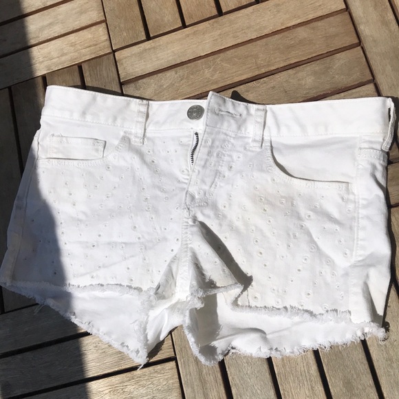 Shorts - Picture 1 of 4